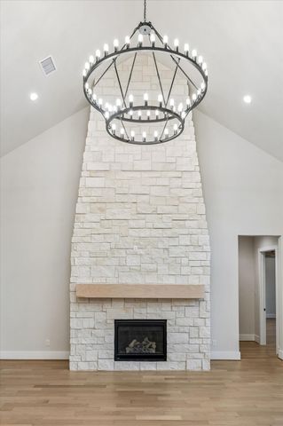 7520 Sowell Street, Montgomery, TX 77316