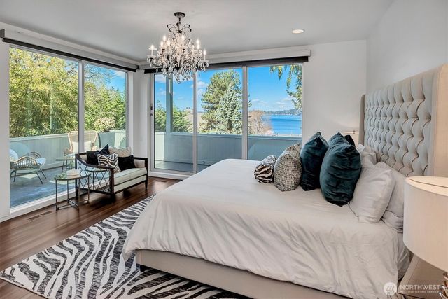 9204 SE 33rd Place, Mercer Island, WA 98040