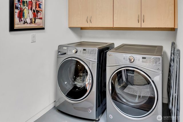 9204 SE 33rd Place, Mercer Island, WA 98040