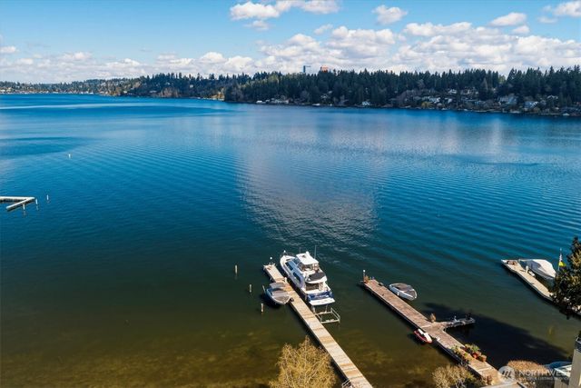 9204 SE 33rd Place, Mercer Island, WA 98040