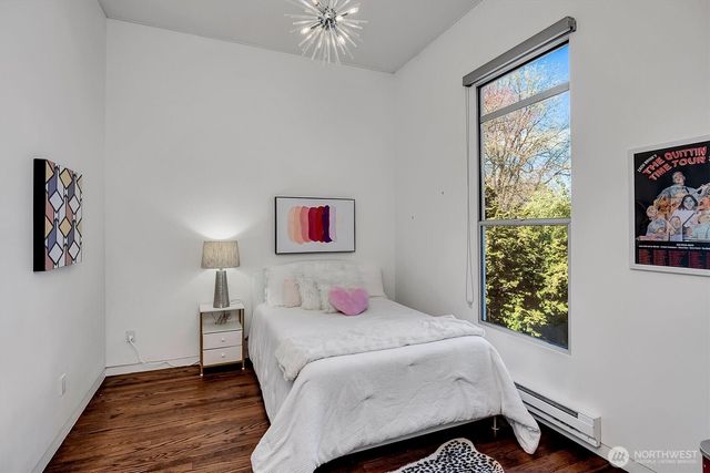 9204 SE 33rd Place, Mercer Island, WA 98040