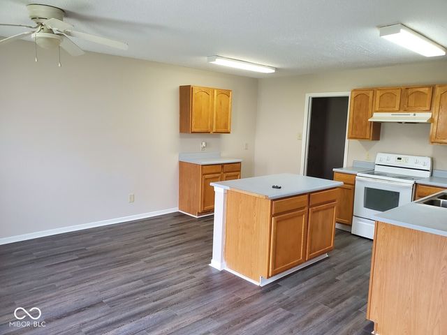 10828 August Drive, Ingalls, IN 46048