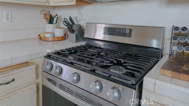 1509 Portrait, Perris, CA 92571