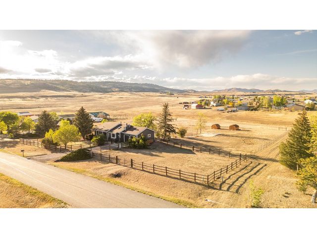 5308 Beverly Dr, Berthoud, CO 80513