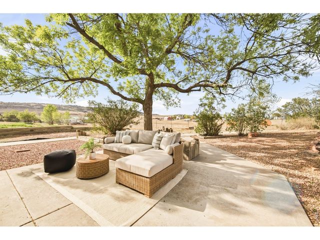 5308 Beverly Dr, Berthoud, CO 80513
