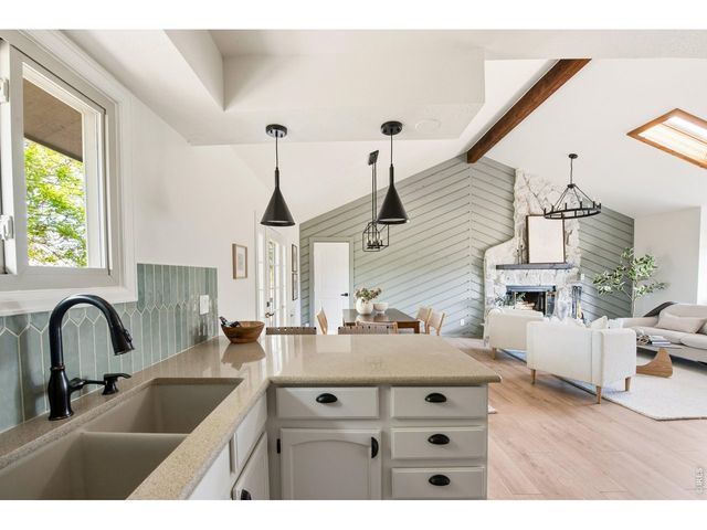 5308 Beverly Dr, Berthoud, CO 80513