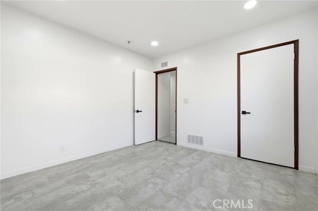 18114 Schoenborn, Northridge (los Angeles), CA 91325