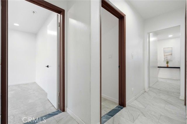 18114 Schoenborn, Northridge (los Angeles), CA 91325