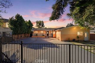 18114 Schoenborn, Northridge (los Angeles), CA 91325