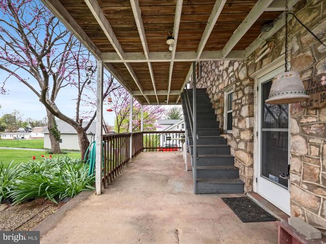1714 N ROYAL AVE, Front Royal, VA 22630