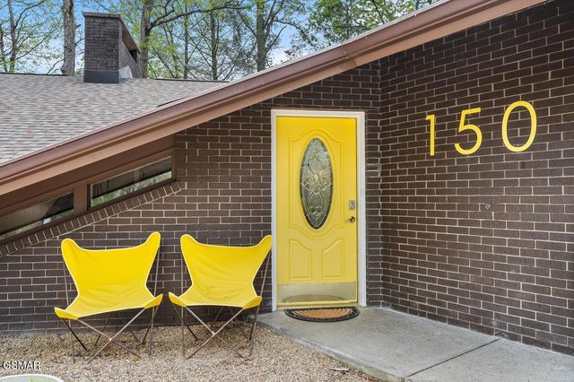 150 Hollow Road, Cosby, TN 37722