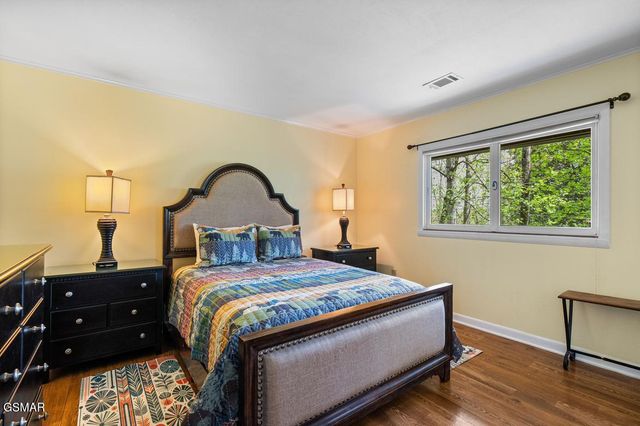 150 Hollow Road, Cosby, TN 37722