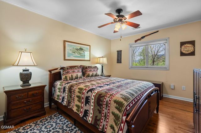 150 Hollow Road, Cosby, TN 37722