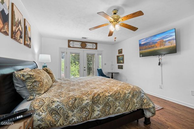 150 Hollow Road, Cosby, TN 37722