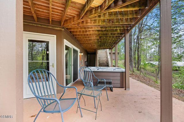 150 Hollow Road, Cosby, TN 37722