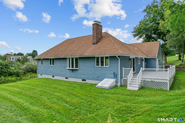 4 Bayview Circle, Watertown, CT 06795