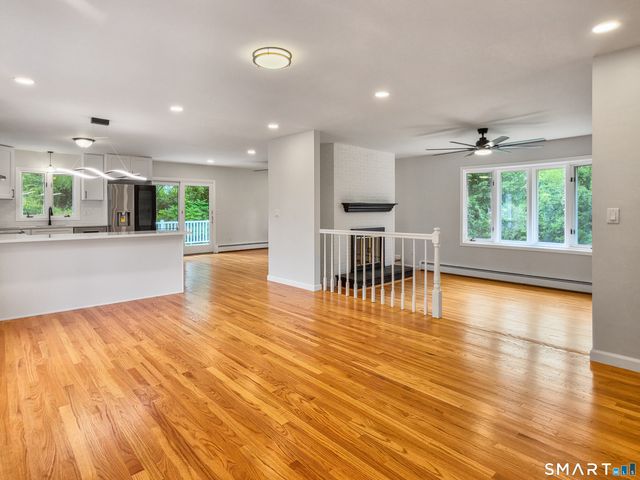 4 Bayview Circle, Watertown, CT 06795