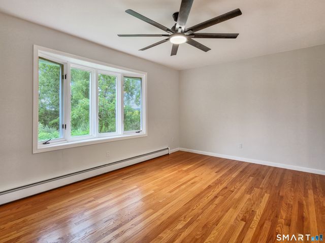 4 Bayview Circle, Watertown, CT 06795