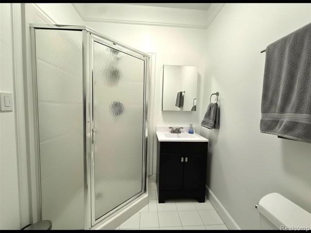 240 Pearson Street, Fenton, MI 48220