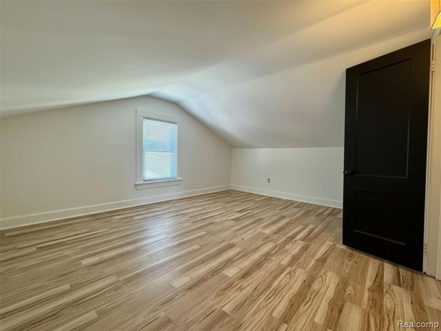 240 Pearson Street, Fenton, MI 48220