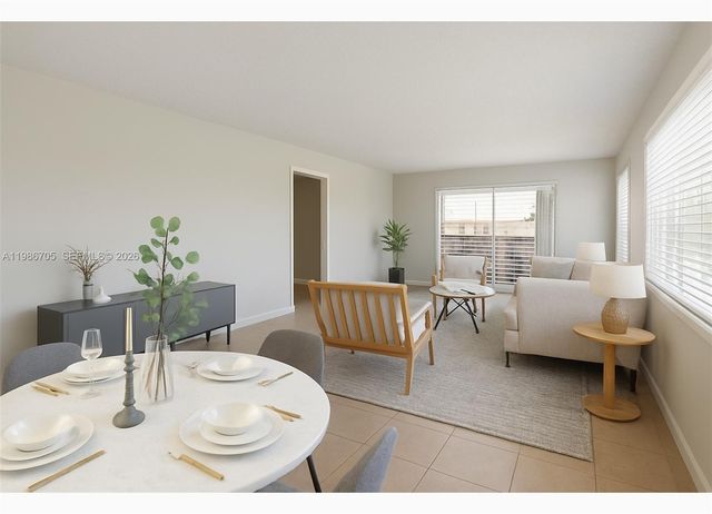 3050 NE 16th Ave 407, Oakland Park, FL 33334