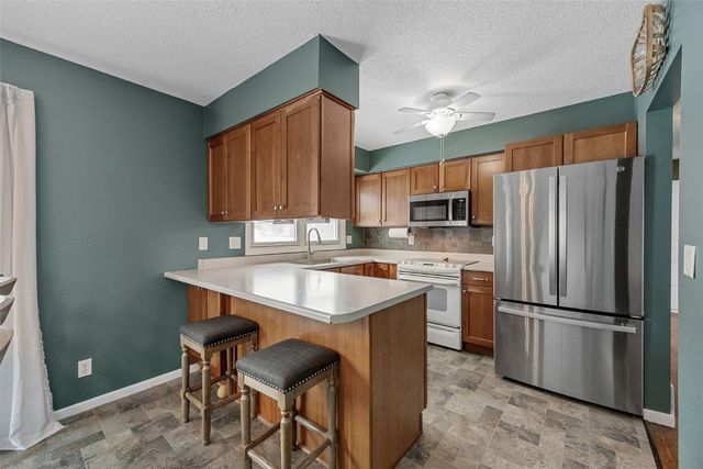 2603 Falcon Drive NE, Cedar Rapids, IA 52403