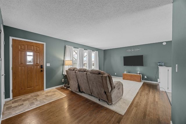 2603 Falcon Drive NE, Cedar Rapids, IA 52403