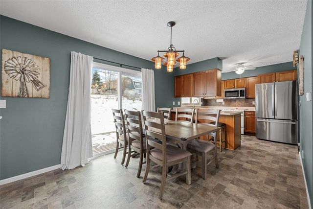 2603 Falcon Drive NE, Cedar Rapids, IA 52403