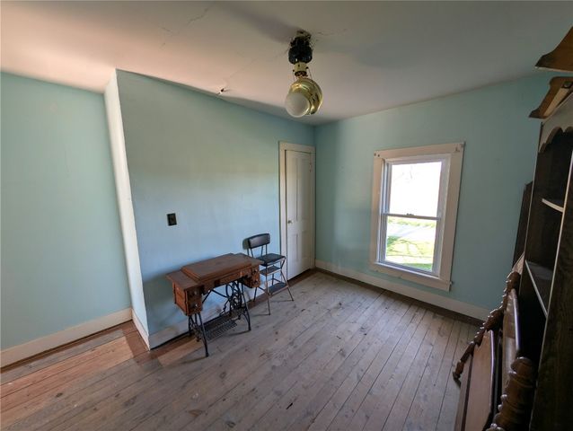 15916 AIRPORT Road, Linesville, PA 16424