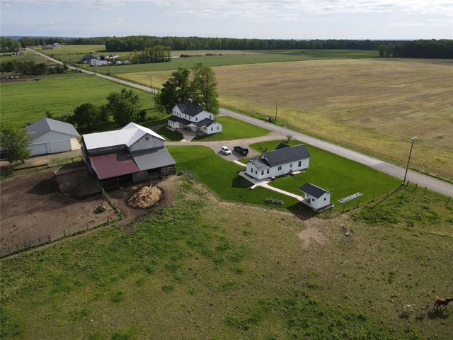 15916 AIRPORT Road, Linesville, PA 16424