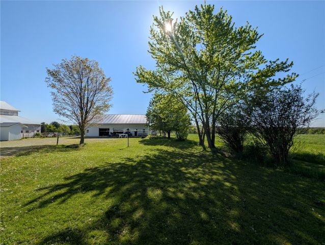 15916 AIRPORT Road, Linesville, PA 16424