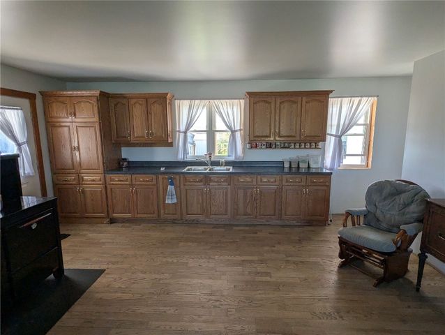 15916 AIRPORT Road, Linesville, PA 16424