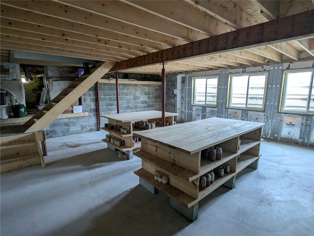 15916 AIRPORT Road, Linesville, PA 16424