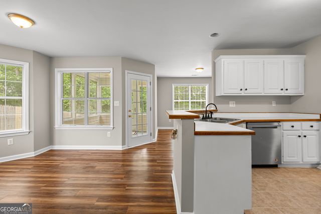 15 Caledon Court, Newnan, GA 30263