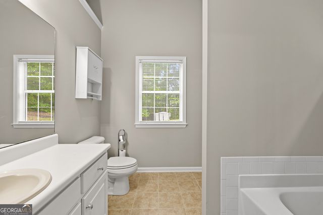 15 Caledon Court, Newnan, GA 30263