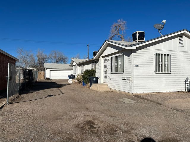 4717 Gibson Boulevard SE, Albuquerque, NM 87108