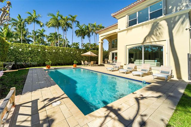 1490 Cleveland Road, Miami Beach, FL 33141