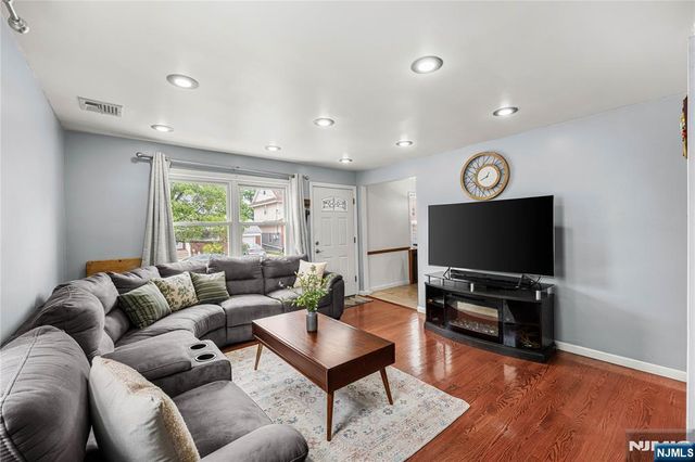50 Ernest Street, Nutley, NJ 07110