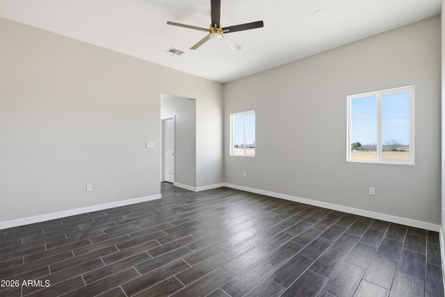 38253 W MISSOURI Avenue, Tonopah, AZ 85354