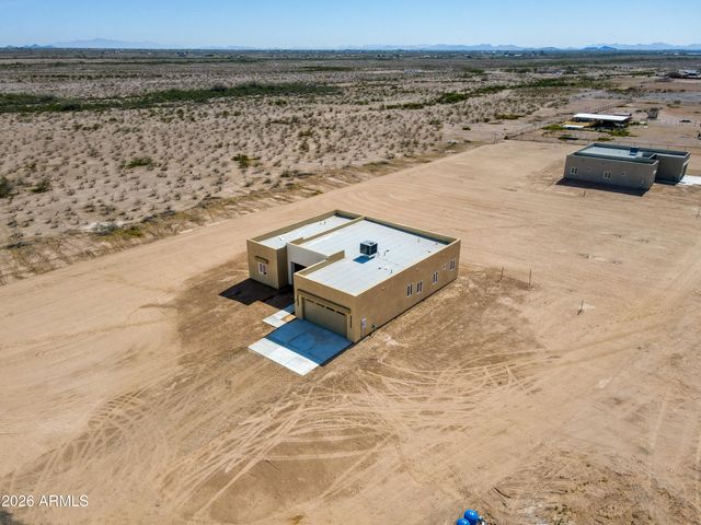 38253 W MISSOURI Avenue, Tonopah, AZ 85354