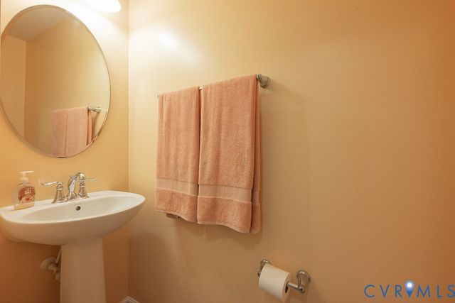 13613 Providence Trail Cir, Hanover, VA 23005