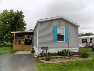 7604 Red Arrow Highway 134, Watervliet Twp, MI 49098