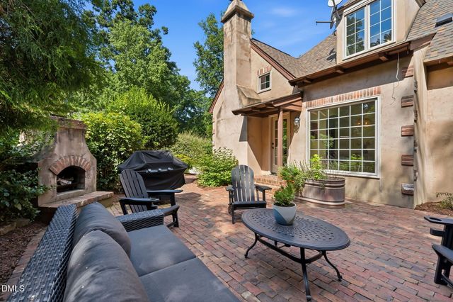1005 Woodlot Ridge Road, Chapel Hill, NC 27516