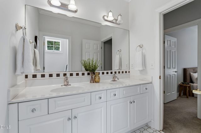 1005 Woodlot Ridge Road, Chapel Hill, NC 27516