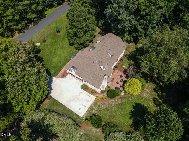 1005 Woodlot Ridge Road, Chapel Hill, NC 27516