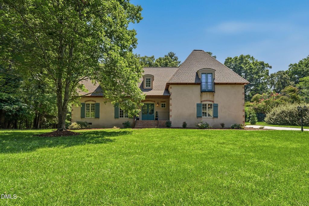 1005 Woodlot Ridge Road, Chapel Hill, NC 27516