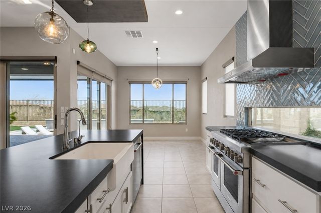 128 Springbough Lane, Las Vegas, NV 89138