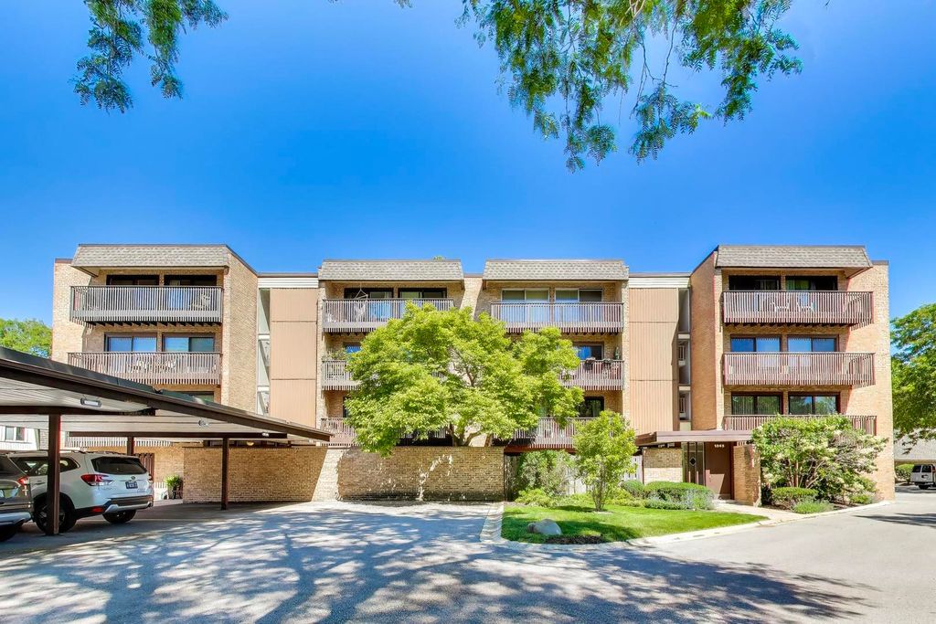 1845 Tanglewood Drive 3D, Glenview, IL 60025