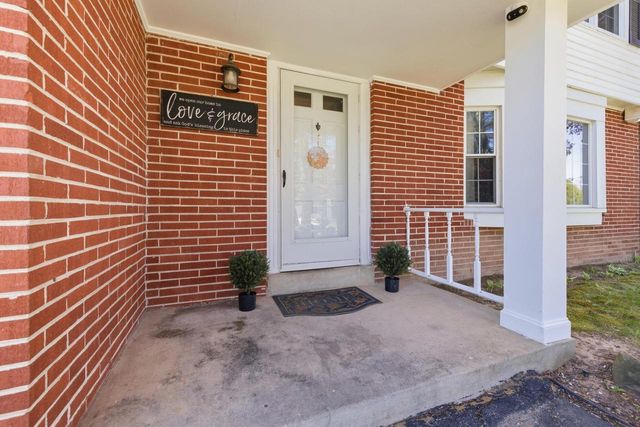 1633 Spruce STREET, Grafton, WI 53024
