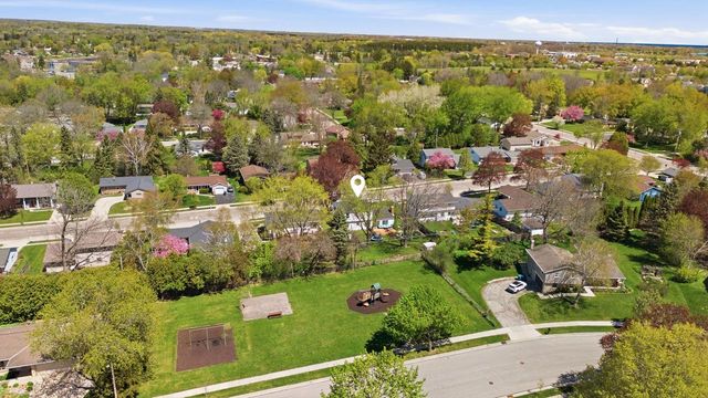 1633 Spruce STREET, Grafton, WI 53024